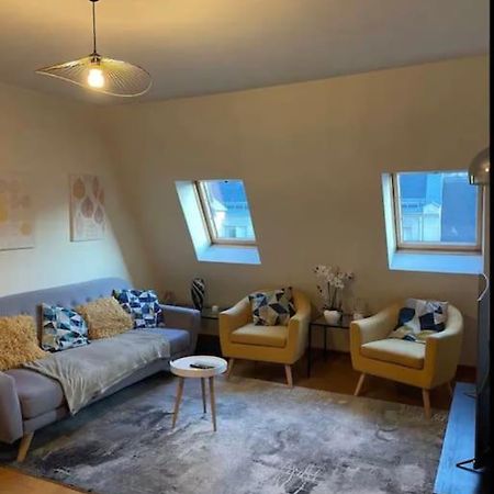Quiet And Spacious Apartment Near Champs Elysees Paris Exterior photo
